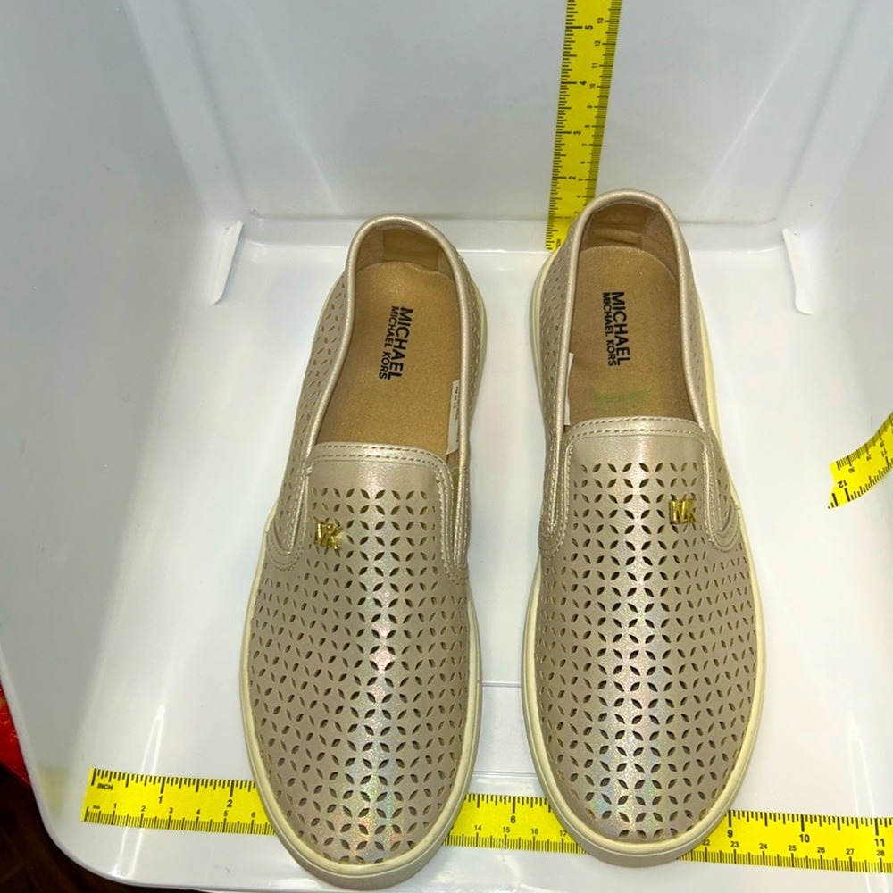 Michael Michael Kors - KIDS JEM Olivia Sunset Slip-ons Iridescent Color - Size 4